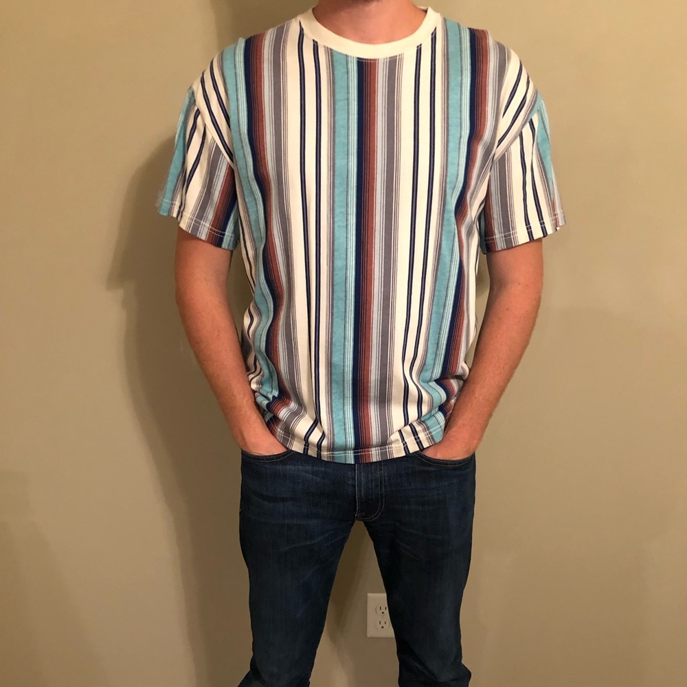 EUC Mens Urban Outfitters Tee